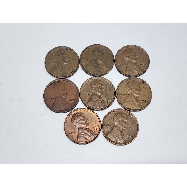 Lot of (8) Assorted Years Lincoln Wheat Cents 