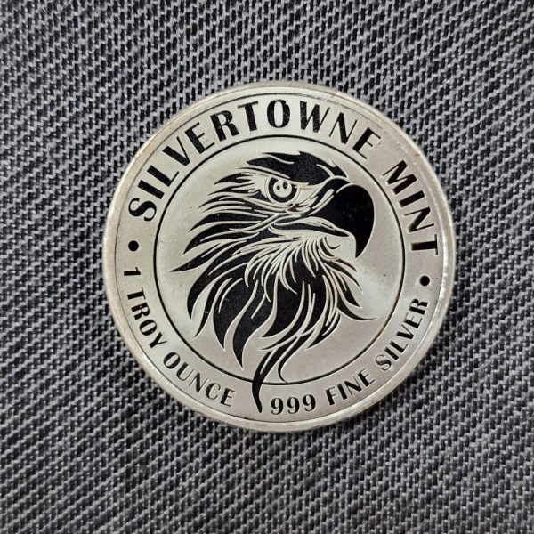 One Troy Ounce .999 Fine Silver Eagle Round from SilverTowne Mint