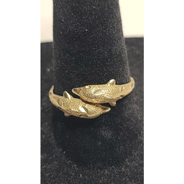 10K Yellow Gold Textured Double Dolphin Ring - Size 8 - Weight: 1.5g