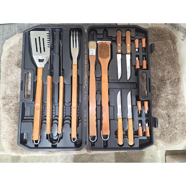 New BBQ Tool Set In Hard Case