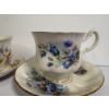 Image 2 : 2 Gorgeous Paragon Floral Teacups with Saucers - By Appointment to their Majesty the Queen