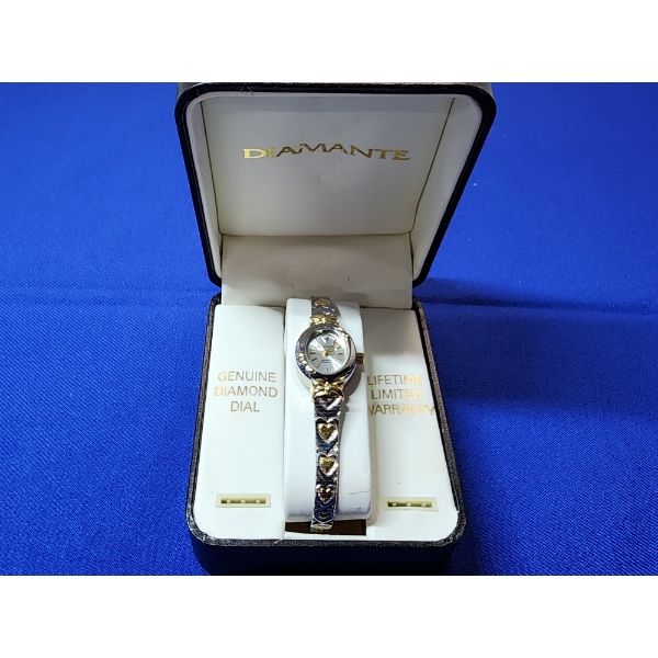 Diamante Women's Quartz Watch Two-Tone Gold and Silver Heart Link