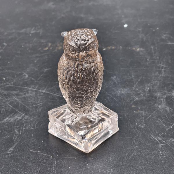 Vintage Uranium Degenhart Glass Wise Owl On Books Figurine - New Violet