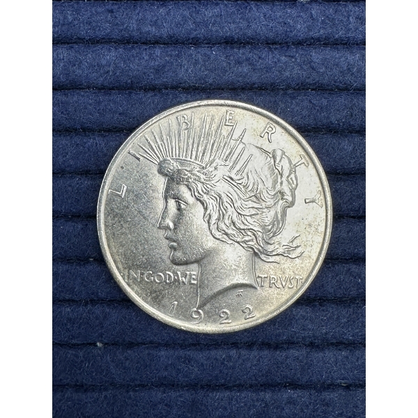 1922 Peace Silver Dollar - Excellent Condition