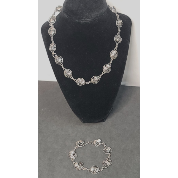 Sterling Silver Ornate 18" Necklace With Matching 8" Bracelet - Total Weight: 70.2g