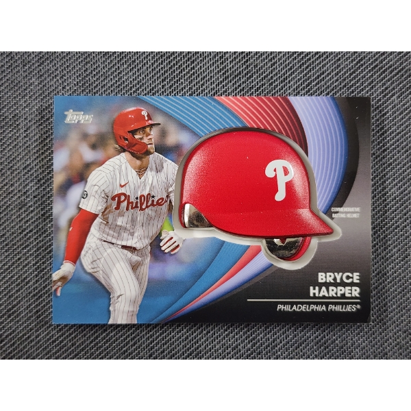 2022 Topps BH-BH Bryce Harper Philadelphia Phillies Commemorative Batting Helmet Card