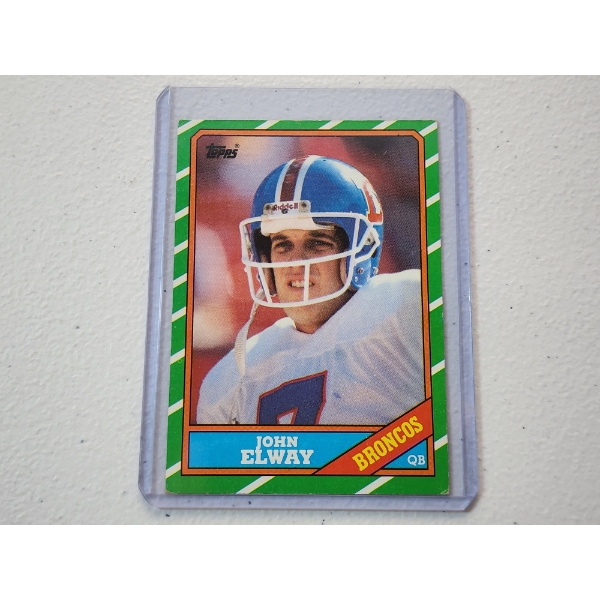 1986 Topps John Elway Broncos Trading Card - In Protective Holder