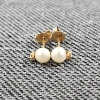 Image 3 : Lovely 14K Yellow Gold Pearl Earring Set Weighing 0.6 Grams Total