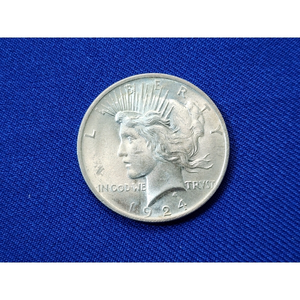 Beautiful 1924 Silver Peace Dollar 