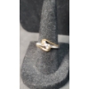 Image 3 : 10K Gold Dainty Necklace & Women's Ring With Diamonds -Size 7 - Total Weight: 2.1g