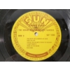 Image 5 : Johnny Cash "The Songs That Made Him Famous" Vintage Vinyl Record LP - Sun Records SLP 1235