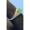 Image 3 : Women's 14K Gold Ring With Emerald - Weight: 1.5g