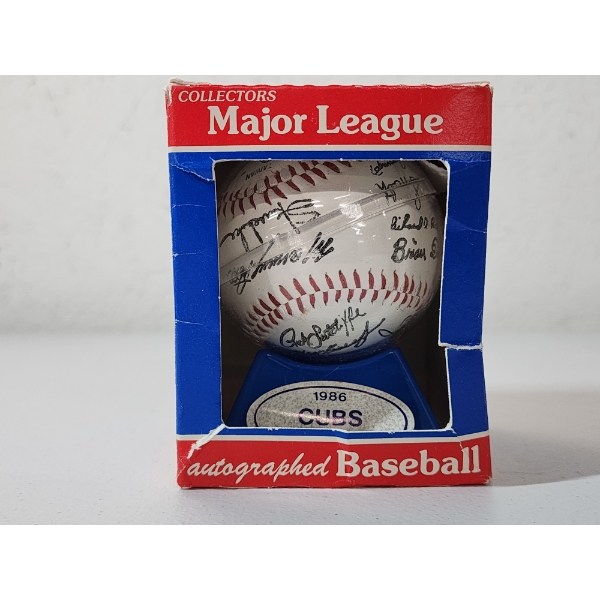 Collectors Major League Chicago Cubs 1984 Souvenir Facsimile Signed Baseball - New in Box