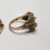 Image 4 : 10K Yellow Gold Chain Style Hoop Earrings & Textured Ring - TW: 7.4g