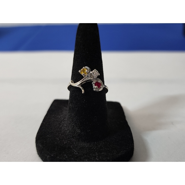 Gorgeous 14K White Gold Tri-Stone Cluster Ring - Size 6.5 - Total Weight: 2.6g