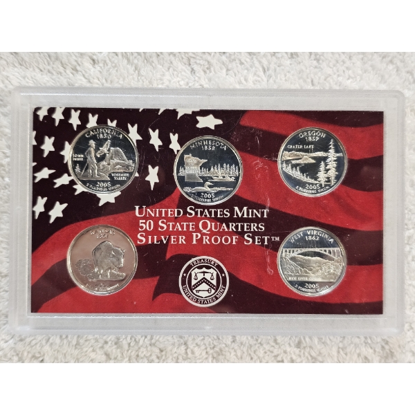2005 United States Mint 50 State Quarters Silver Proof Set - AFV $1.25
