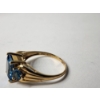 Image 4 : Stunning 14K Gold Ring with Blue Stones Size 10 TW: 4.5g