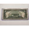 Image 2 : 1953 United States Lincoln $5.00 Blue Seal Silver Certificate In A Protective Holder - Excellent Bil