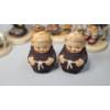 Image 4 : (7) Vintage Collectible Hummel Goebel Porcelain Figurines/Salt & Pepper Shakers
