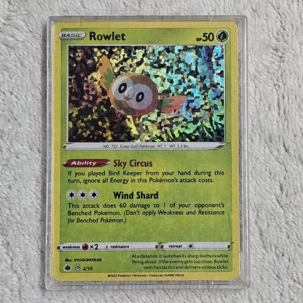 Rowlet 2/15 Holo Pokémon Trading Card