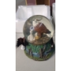 Image 5 : Eagle Decorative WF George Porcelain Plate, Pewter Spoontiques Mini Clocks & CRES Musical Snow Globe