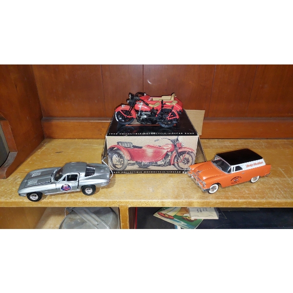 Fantastic die Cast Lot - 3 Pcs Harley Davidson Motrcycle, Station Wagon & Corvette See Pics
