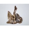 Image 3 : Gorgeous Gold-Filled Brooch With Clear and Pink Gemstones TW: 10.4g