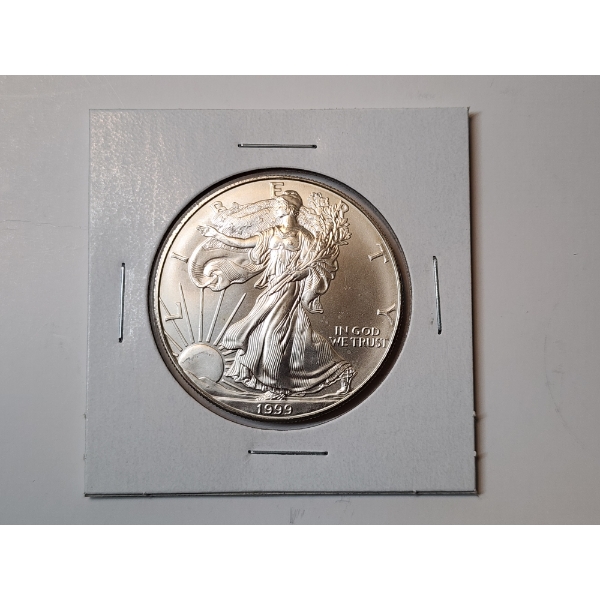 Stunning 1999 $1 Silver American Eagle 1oz Fine Silver 