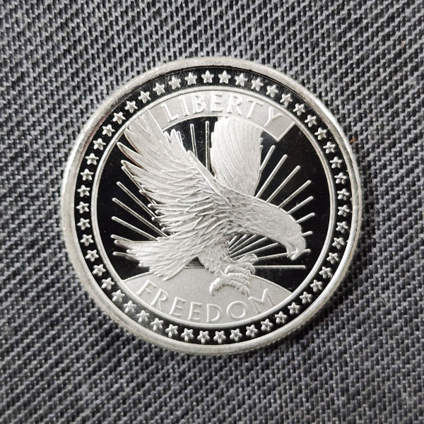 One Troy Ounce .999 Fine Silver SD Bullion Liberty Freedom Eagle Round