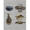 Image 6 : 5 Assorted Brooches and Pins