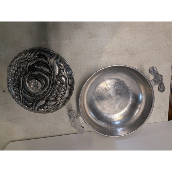 Don Drumm Studios Cast Aluminum Lidded Casserole Dish Stamped On The Bottom