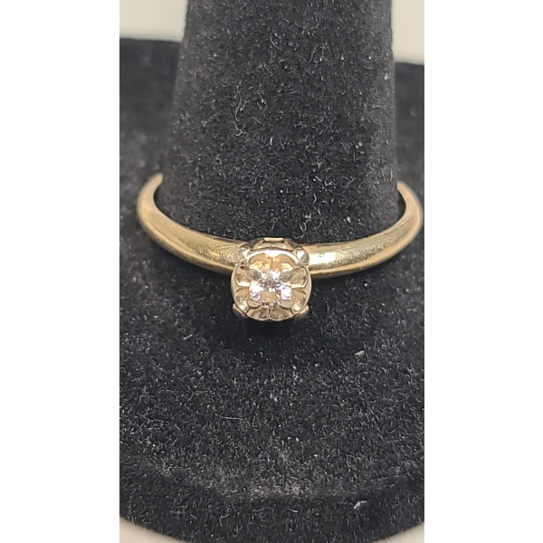 14K Gold Women's Vintage Style Engagement Ring With Diamond - Size 10.5 - Weight: 2.5g