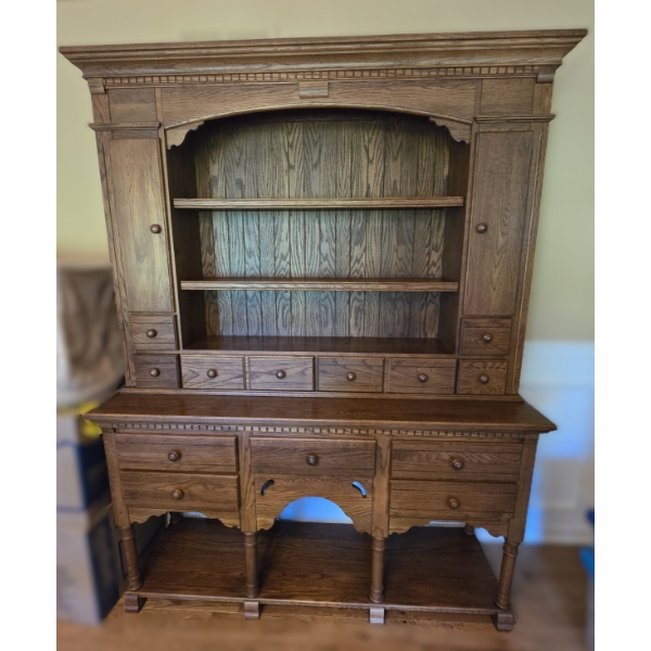 Oak China Hutch - 2 Pc for Transportation (35H & 45H)