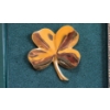 Image 2 : PICKUP IN CANTON - Collectible Brass 4" Shamrock By Virginia Metalcrafters - Excellent