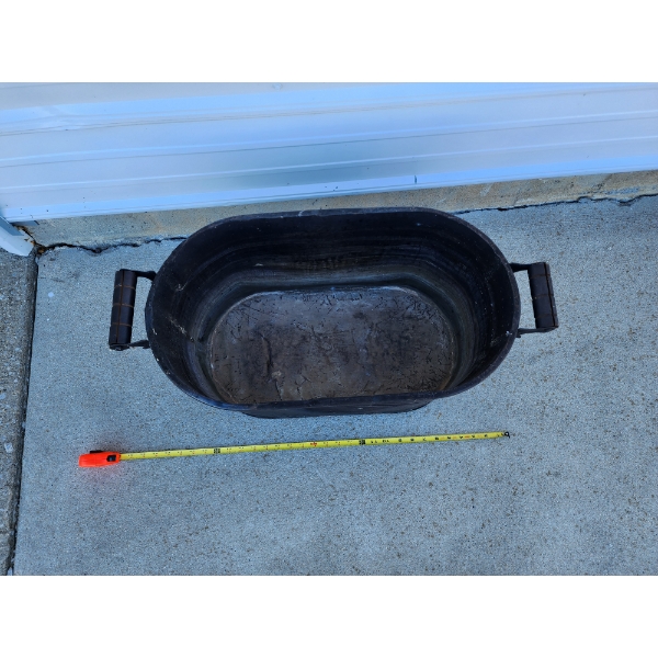 Antique Copper Wash Tub with Wooden Handles