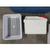 Image 5 : Excellent Condition Rubbermaid Cooler With Ice Pack, And Metal First Aid Box With Contents