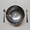 Image 1 : Silver-Plated Table Setting including a Paul Revere Style Reproduction Bowl - 373.5g