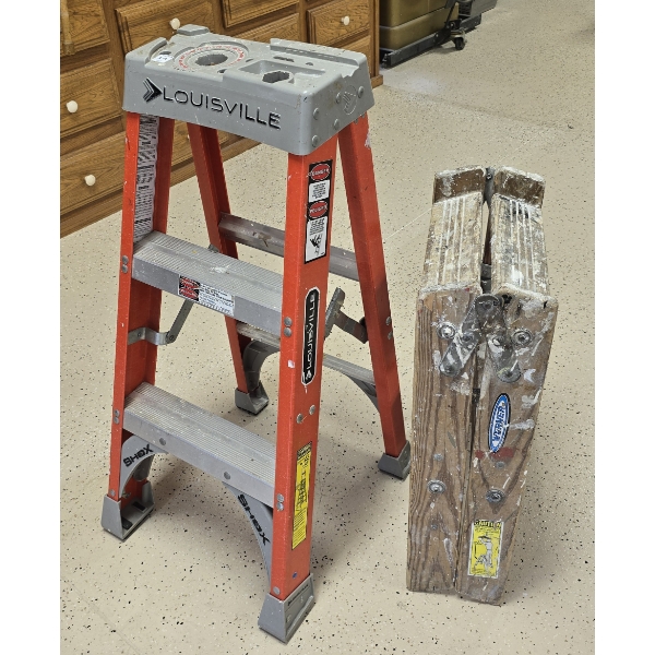 2 Small Ladders