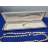Image 2 : Lot of Assorted Pearl Costume Jewelry: Bracelets and Necklaces 