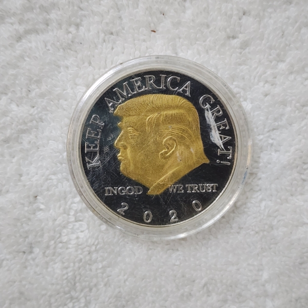 2020 Keep America Great Trump Commemorative Commander in Chief Coin 