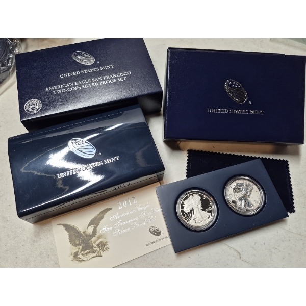 Superb U S Silver Eagle 2 Coin Proof Set - 2012 S Cameo & Reverse Proofs in Collector Case w COA