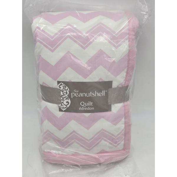 Brand New In Package- Comfy Peanut Shell Baby/Lap Comforter 37''x44'' Pink & White 