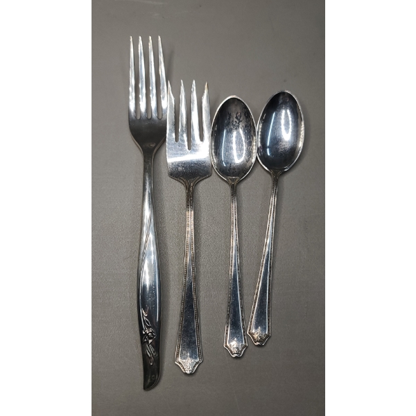 (4) Pcs Of Sterling Silverware - Total Weight: 109.8g