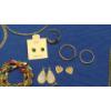Image 5 : Assorted Costume Jewelry Pieces Featuring Vintage Clinton Women's 17-Jewel Mechanical Wristwatch 