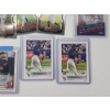 Image 8 : Lot of Assorted Baseball Trading Cards Including Sam Hentges Autographed Card 