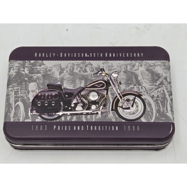 Excellent Condition Harley Davidson Tin With 2 Unopened Decks Of Playing Cards