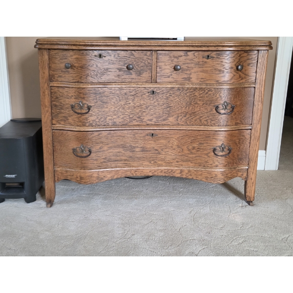 *Pick Up At Mantua Home-No Shipping Available* Wonderful Condition 43Wx21Dx33H Serpentine Tiger Oak 