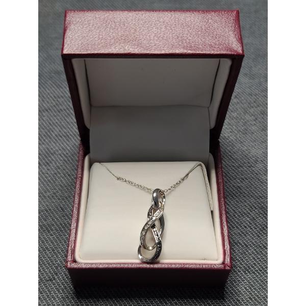 Stunning Sterling Silver Necklace & Diamond Pendant By Helzburg Diamonds - 3.5 Grams - About 20"