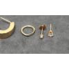 Image 3 : Assorted Non Matching 14K Gold Earrings - Total Weight: 2.4g
