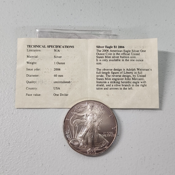2006 Uncirculated American Silver Eagle - 1 oz .999 Fine Silver 